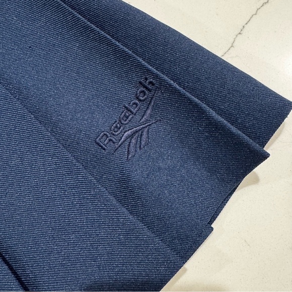 Vintage Reebok Navy Blue Pleated Tennis Prep Mini Skirt Retro Street Ware 80’s - Picture 2 of 5